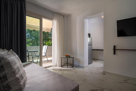 Ξενοδοχείο Jolanda's House - no2