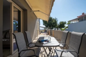 2 Bedroom Suite Plus Living Room 45